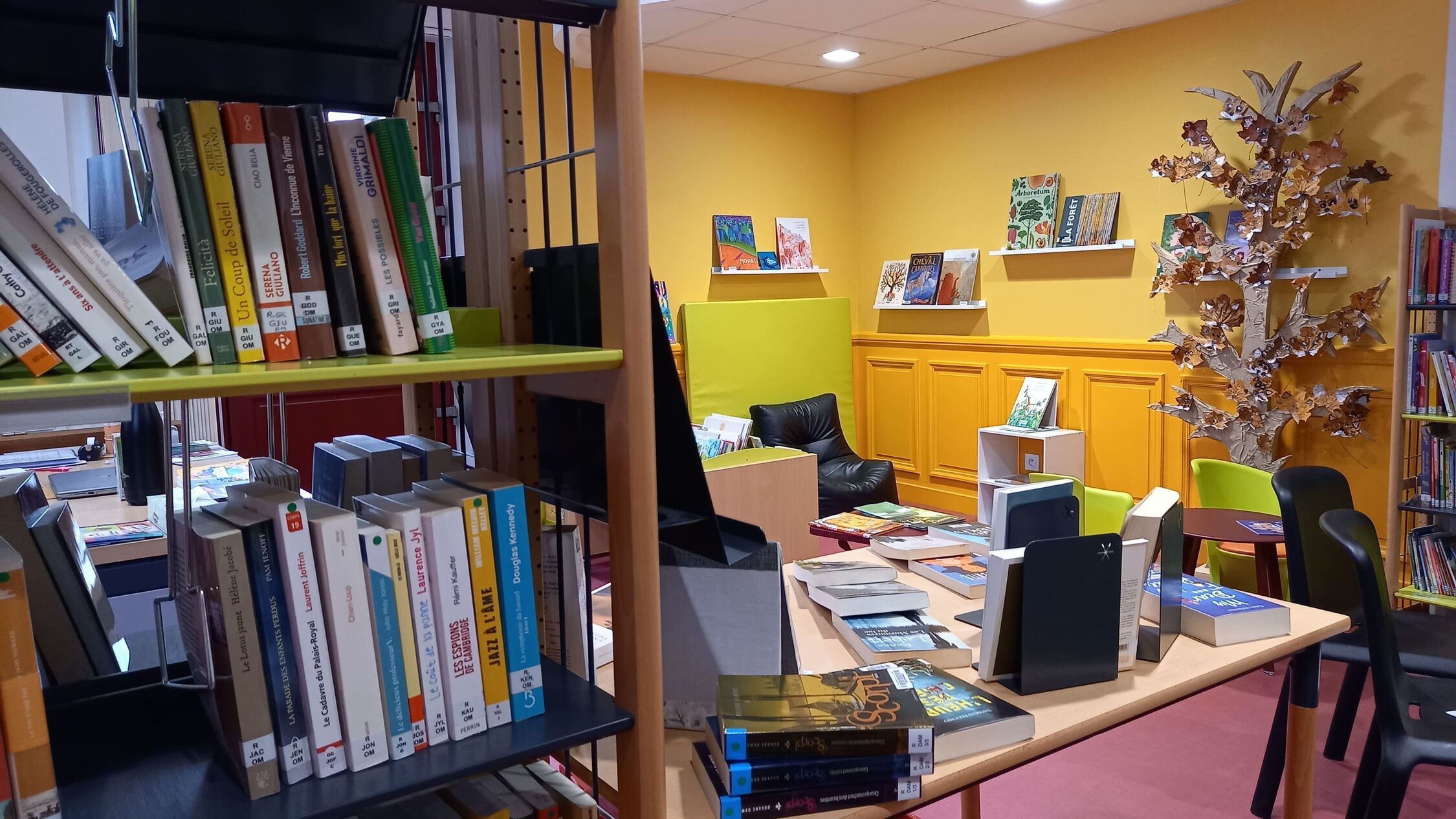 Intérieur de la bibliothèque